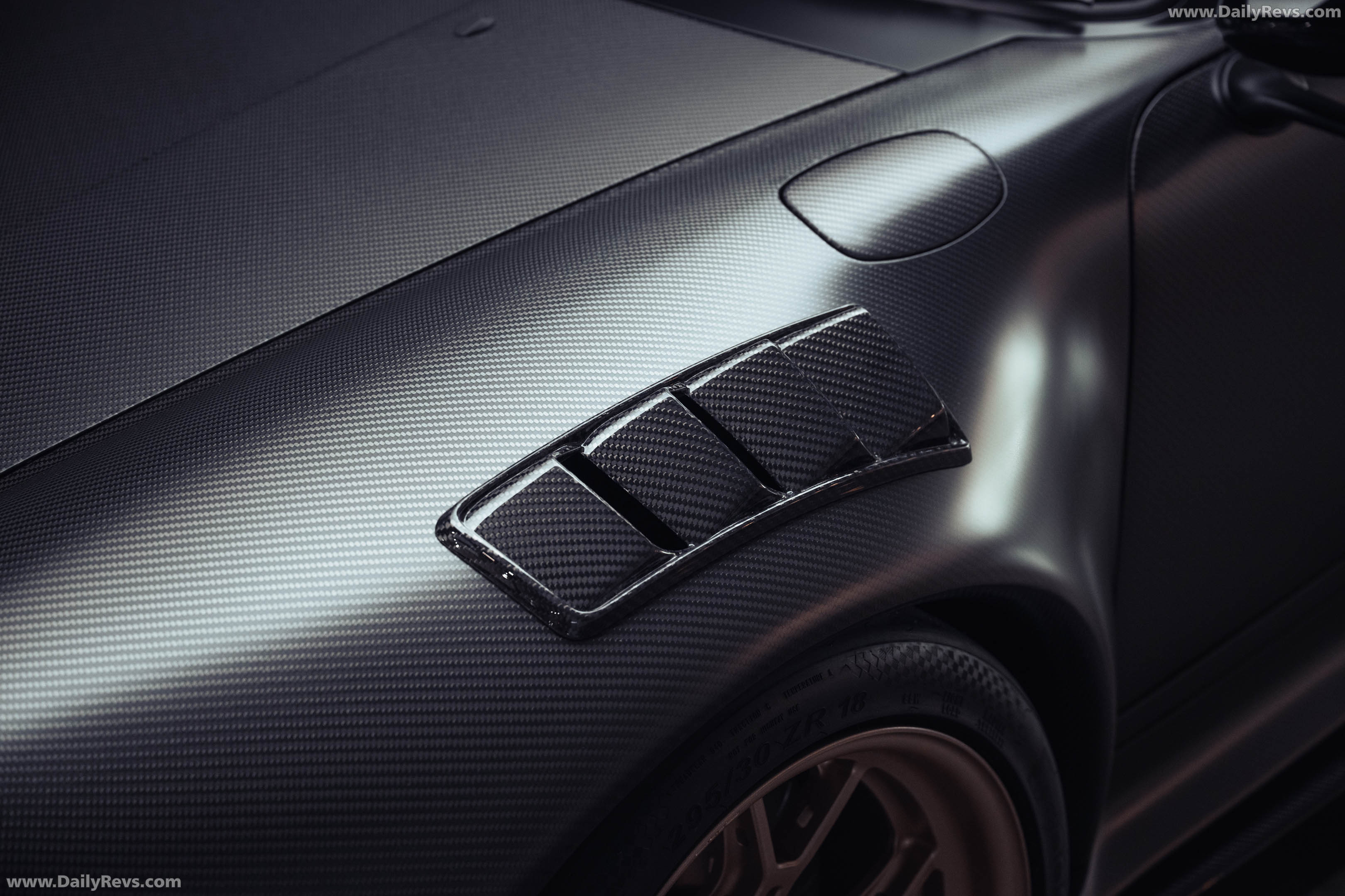 2027 Gunther Werks GXR-Evo Exterior